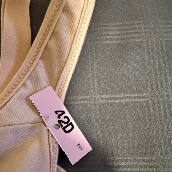 Lilyette by Bali bra - Picture 2 of 4